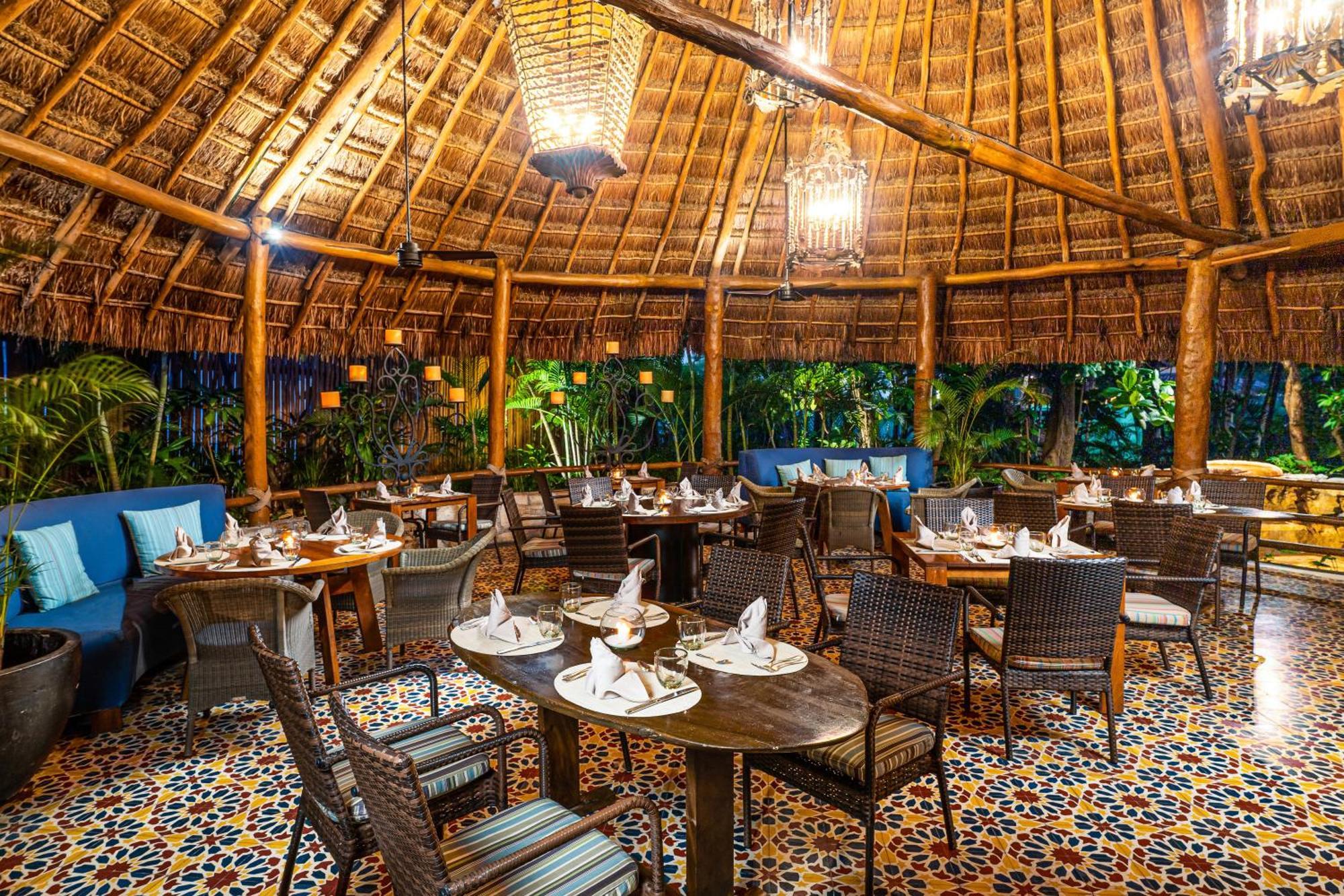 Resort Mahekal Front Resort&spa
