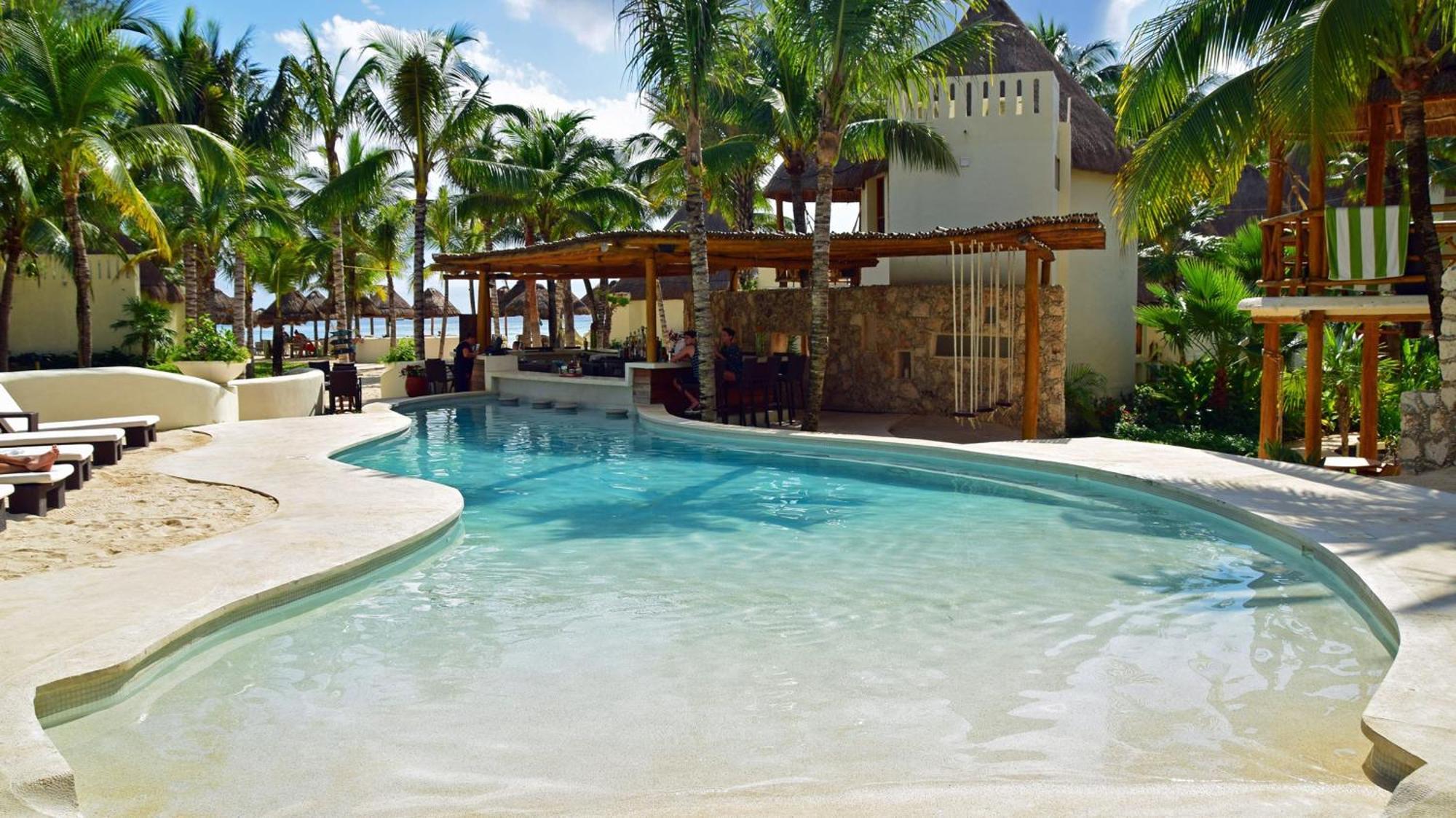 Mahekal Front Resort&spa 5*